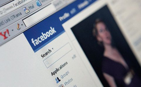 Facebook 'đau đầu' vì dính virus ảnh khiêu dâm