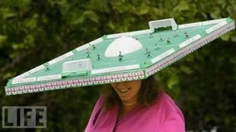 Những kiểu mũ độc đáo ai cũng phải ngước nhìn