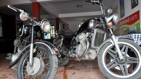 Bộ sưu tập xe cổ 'khủng' của thầy giáo 8x