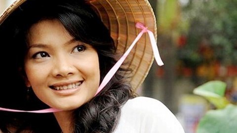 Kiều Trinh trở lại phim trường sau scandal