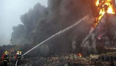 Nổ nhà máy hóa chất ở TQ, 14 người chết