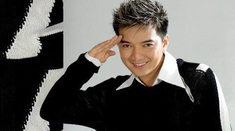 Mr. Đàm đương nhiên được giải Làn sóng xanh 2011