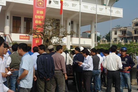 Siêu cây triệu đô “mâm xôi con gà” bị nói xấu