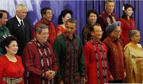 Cú đánh kép của ngài Obama