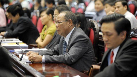 Giao Chính phủ bảo vệ, phát triển rừng