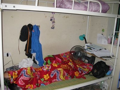 Choáng với kiểu thức đêm ngủ ngày của SV