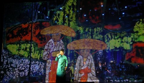 Xem  Phạm Hoàng Nam 