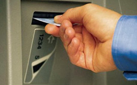Làm gì để không bị 'mất tiền oan' trong ATM?