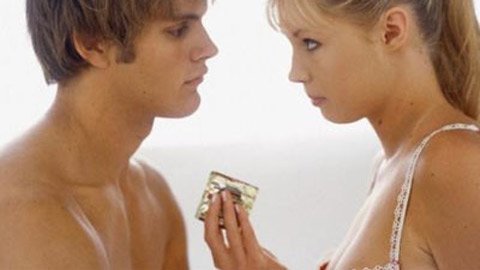 Đòi cái ngàn vàng nhưng “né” dùng bao cao su