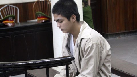 Ném người yêu xuống giếng để cướp xe máy