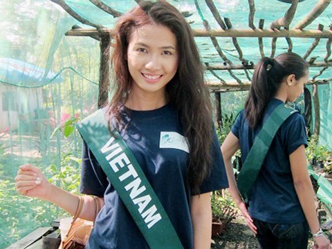 HH Trái đất: Phan Thị Mơ bị chê kém sắc...