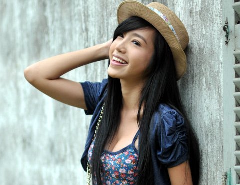 Elly Trần thay đổi hình tượng sexy?