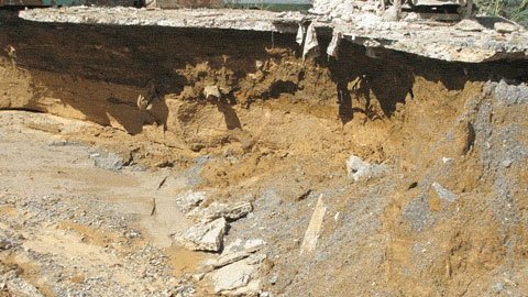 Kết luận ban đầu về 'tiếng nổ trong lòng đất'