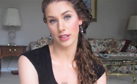 Xem quá trình thiếu nữ mặt xấu hóa 