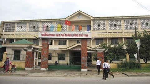 Cách chức hiệu trưởng, kỷ luật 14 Đảng viên trong 1 trường