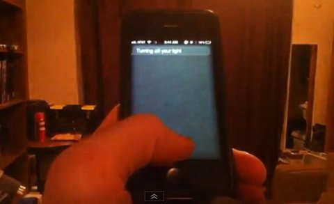 Siri trên iPhone đã có thể tắt điện, kéo rèm...