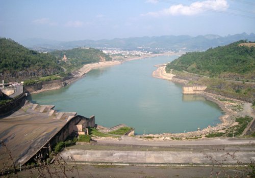 Thủy điện: Coi chừng sập bẫy…  (II)