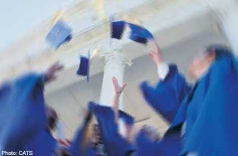 Muốn được học bổng, phải giữ trinh tiết