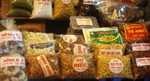 Lập 10 đoàn kiểm tra thực phẩm dịp Tết