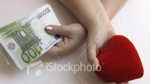 Không có đâu một túp lều tranh, hai trái tim vàng