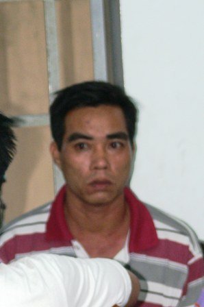 Băng cướp có trang bị quân phục... công an