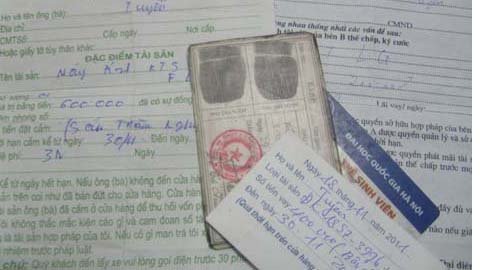 Cận Tết, sinh viên đổ xô cắm thẻ, cầm đồ