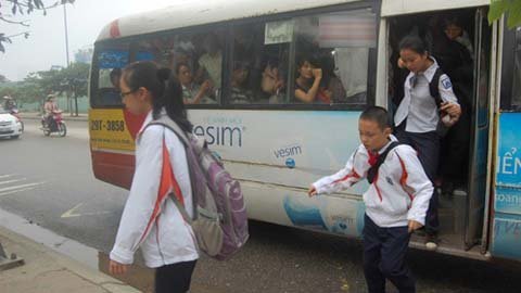 Teen kêu rầm rầm vì nỗi khổ xe buýt
