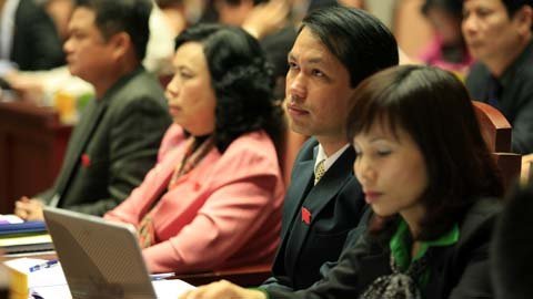 HN định tăng lệ phí cấp biển xe con lên 20 triệu