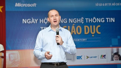 Mở rộng không gian trường học bằng CNTT