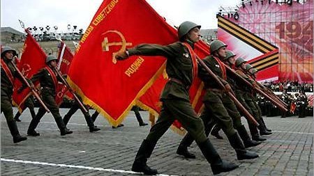 Hé lộ bí mật Hiệp ước khiến Liên Xô sụp đổ