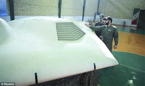 Iran tuyên bố không đời nào trả lại máy bay cho Mỹ