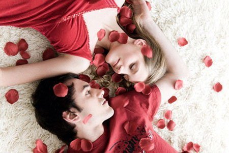 Anh sẽ kiếm tiền để cưới em