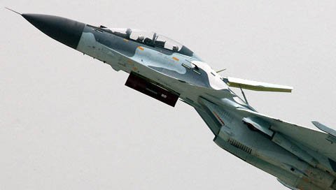 Ai đang 'cống' tiền cho vũ khí của Nga