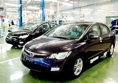 Nở rộ mánh làm giá, chém khách mua ôtô