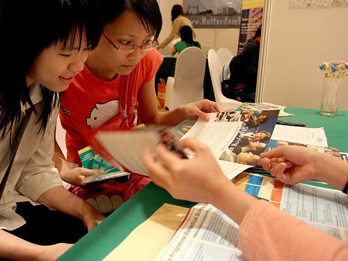 Đại học Việt Nam mất khách xịn?