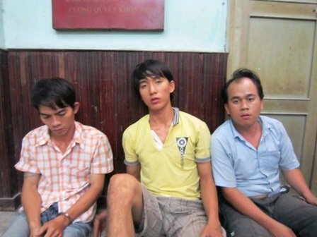 ĐI cướp lấy tiền tiêu Tết