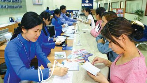 Cảnh báo phá trần lãi suất quay lại