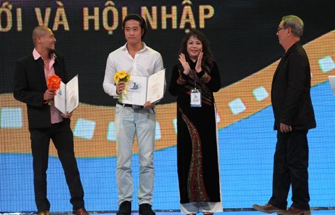LHP Việt Nam 2011: Sen vàng mất thiêng!