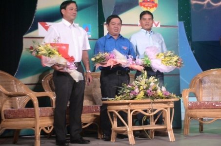 Tôn vinh hiệp sĩ có gì sai?