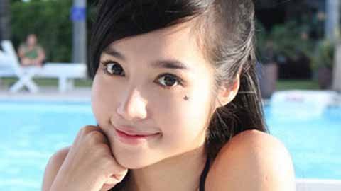 Elly Trần tiết lộ bí quyết chăm vòng 1