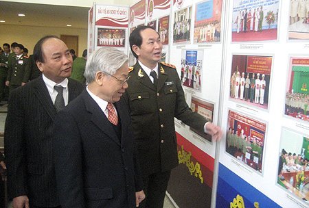 Công an cần cảnh giác trước cám dỗ vật chất