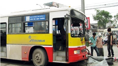 Đi ẩu, tài xế xe buýt lãnh án tù