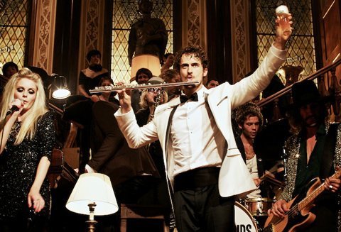 The Asteroids Galaxy Tour đến VN hát miễn phí