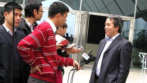 Thống đốc NHNN mong 2012 ổn định thị trường vàng