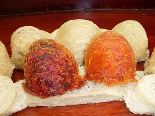 Săn đồ ăn 'hoàng cung' biếu sếp dịp Tết