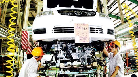 DN ôtô dọa giảm sản xuất vì thuế và phí tăng