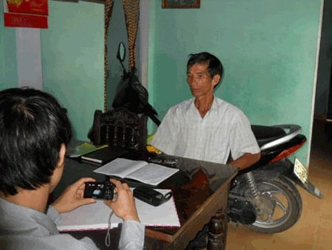 Một phụ nữ bị đánh vì tố cáo tiêu cực