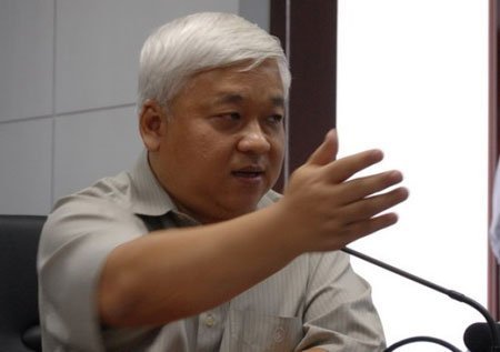 Khi bầu Kiên “làm gương” cho bầu Hiển