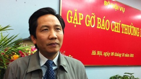 'Thừa’ thứ trưởng chỉ là bước quá độ