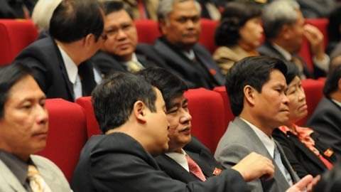 Quyết tâm chính trị và sức ỳ hệ thống